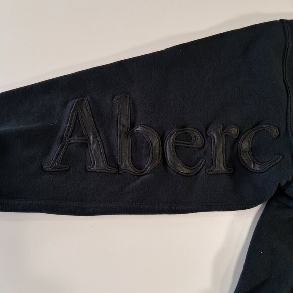 Abercrombie & Fitch Soft A&F Boxy Cropped Crewneck Sweater - Picture 3 of 11